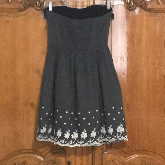 A’Gaci Strapless Casual Dress - Picture 5 of 6